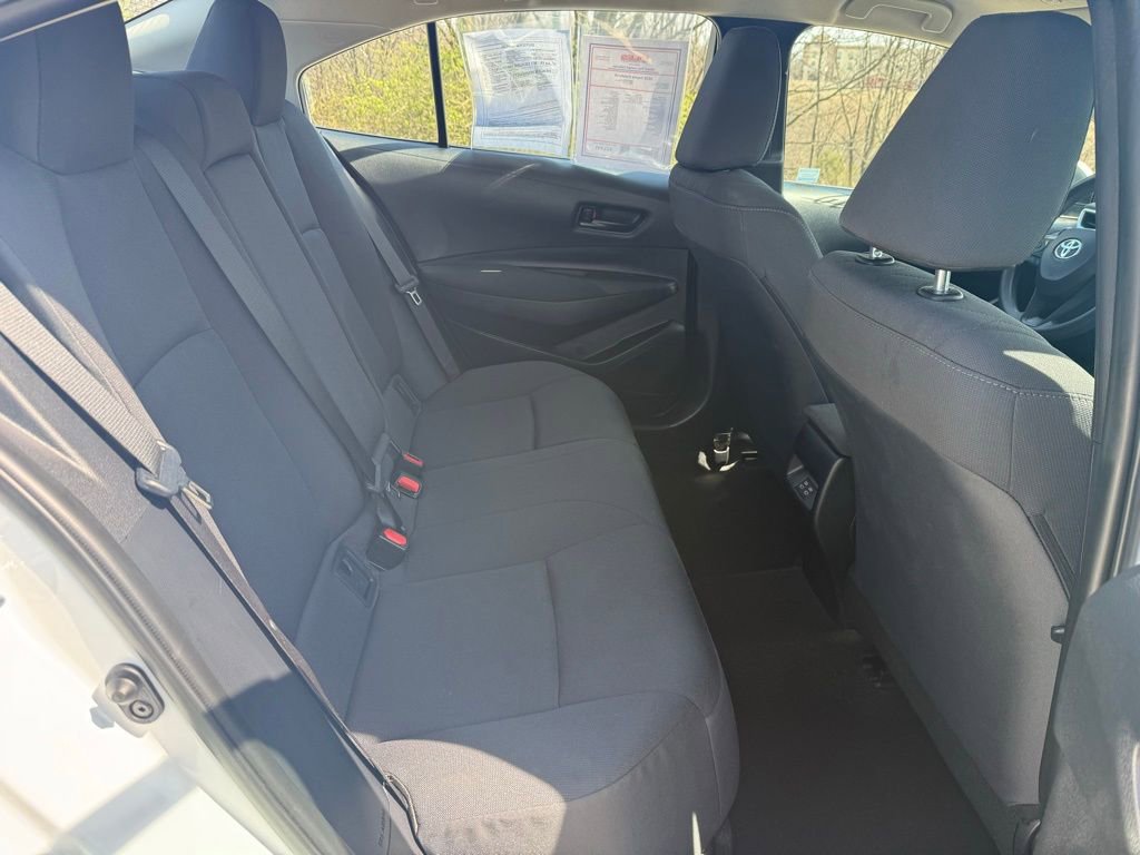 Used 2025 Toyota Corolla LE image 15