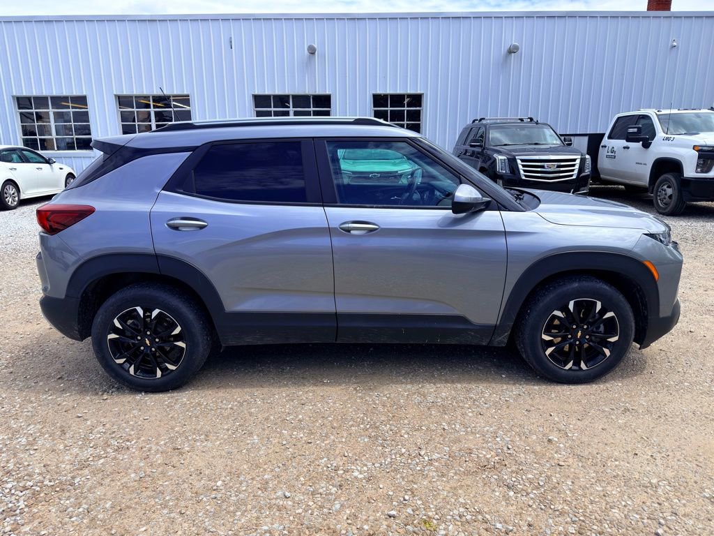 Used 2023 Chevrolet TrailBlazer LT FWD image 5