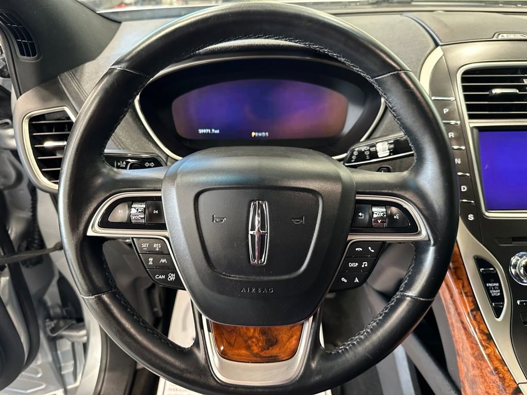 Used 2020 Lincoln Nautilus Reserve w/ Equipment Group 201A image 16