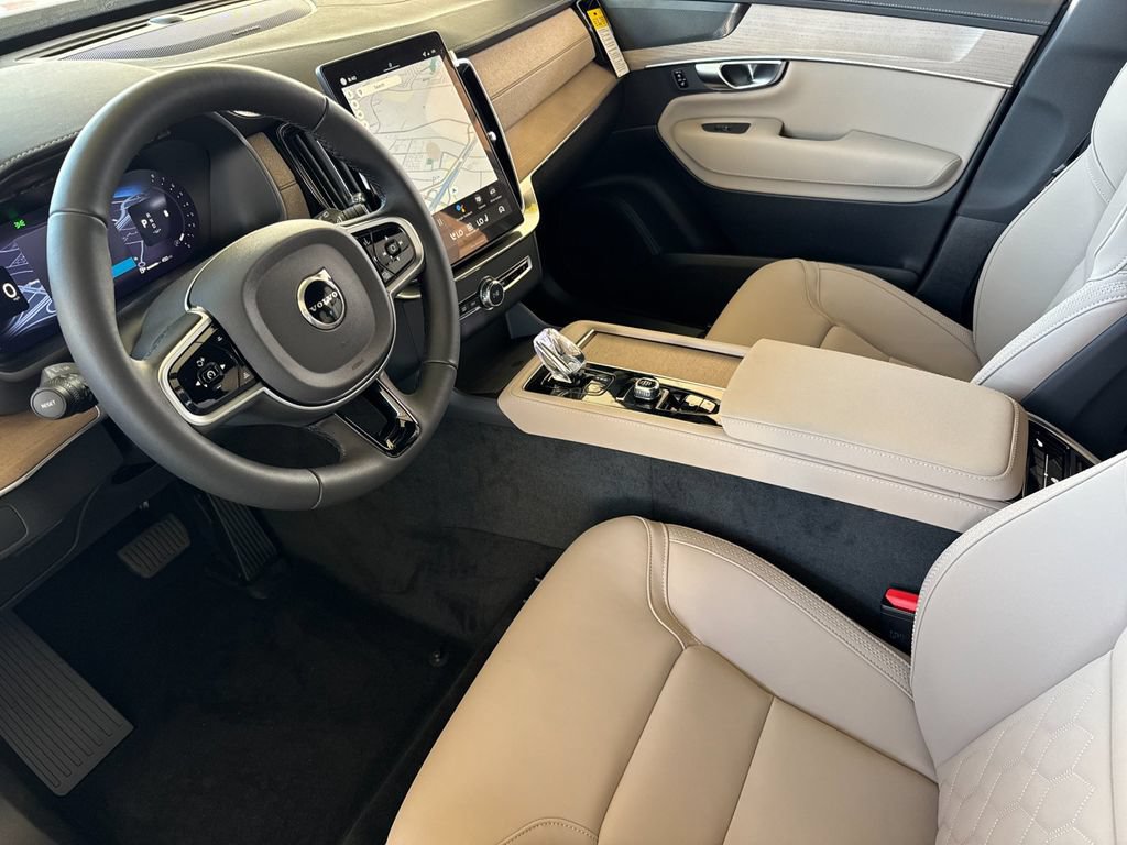 New 2026 Volvo XC90 B6 Plus w/ Protection Package Premier AWD/4WD image 9