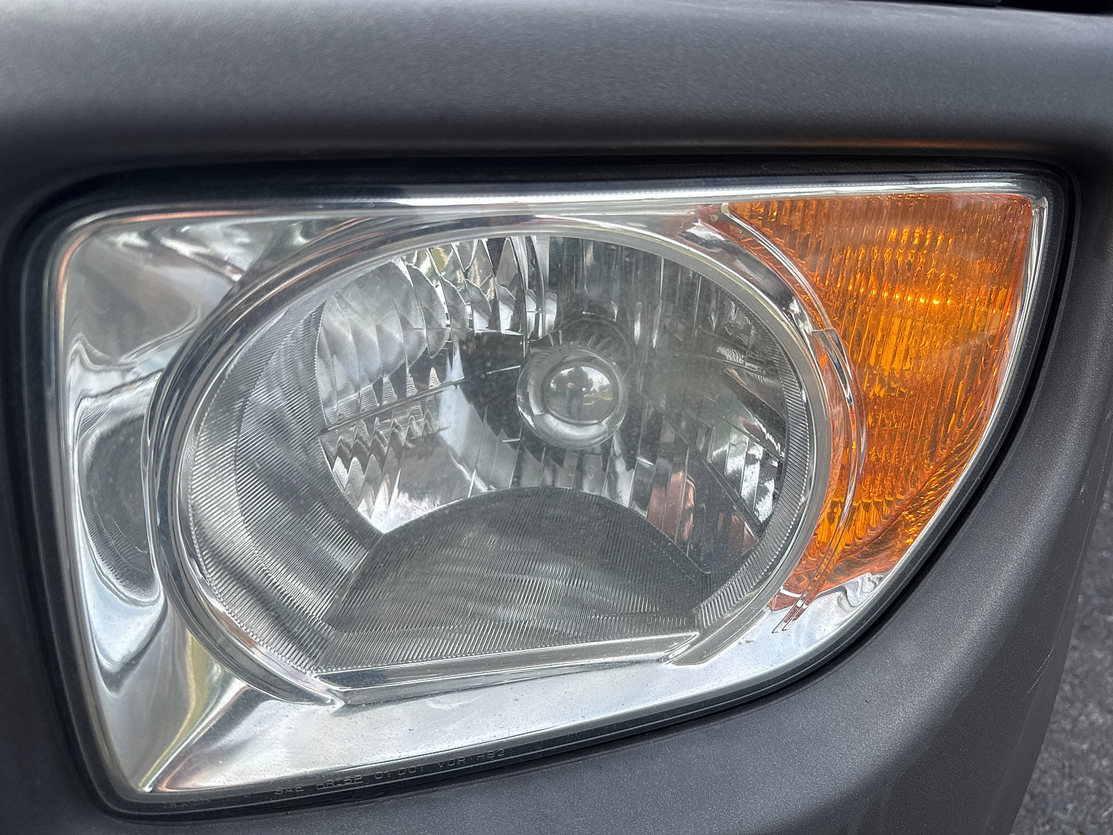 Used 2004 Honda Element EX image 17