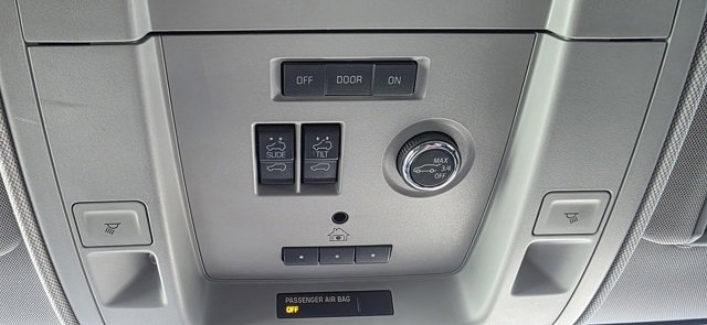 Used 2020 Chevrolet Tahoe LT image 26