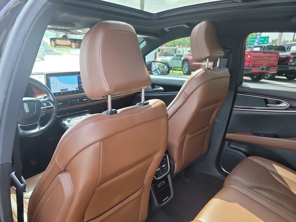 Certified 2023 Lincoln Nautilus Reserve w/ Monochromatic Package FWD image 10