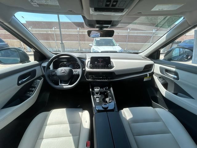 New 2026 Nissan Rogue Dark Armor AWD/4WD image 16
