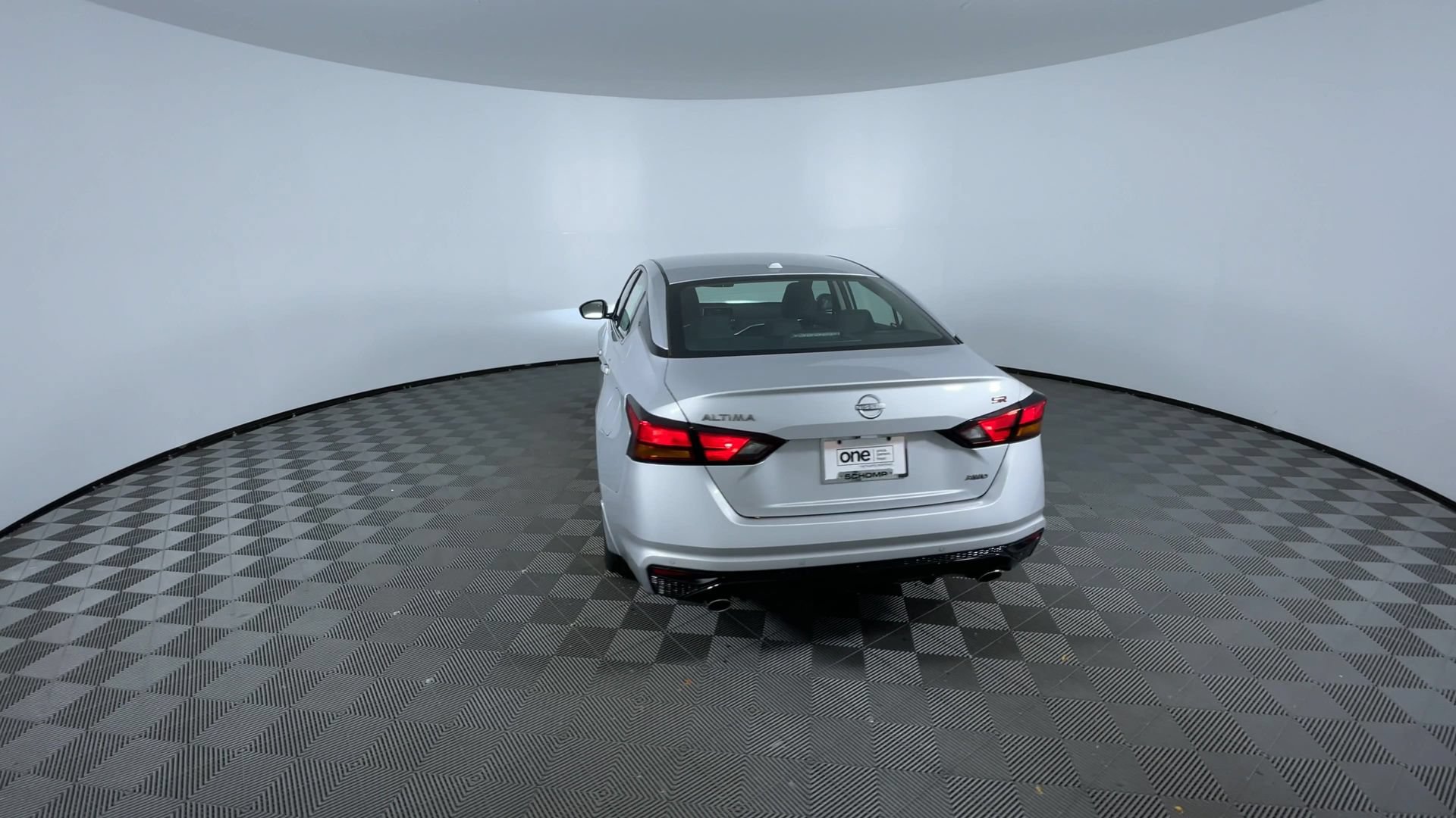 Certified 2025 Nissan Altima 2.5 SR AWD/4WD image 7