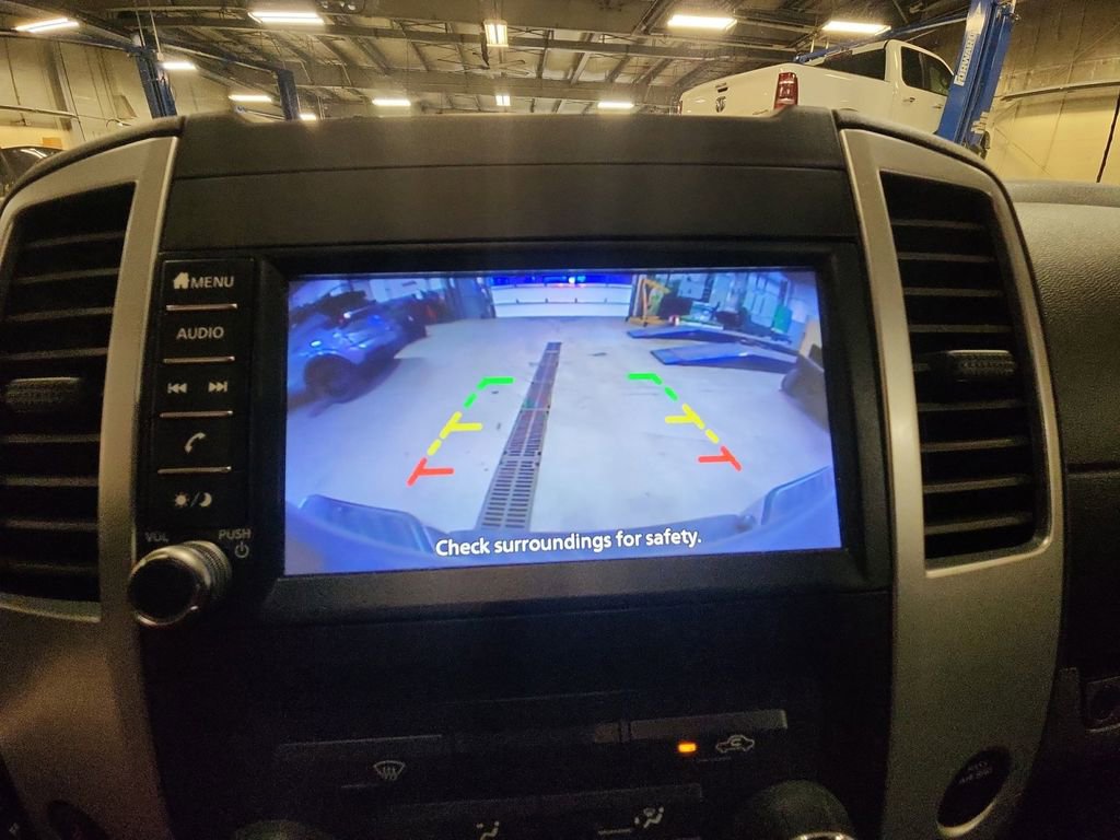 Used 2019 Nissan Frontier SV image 18