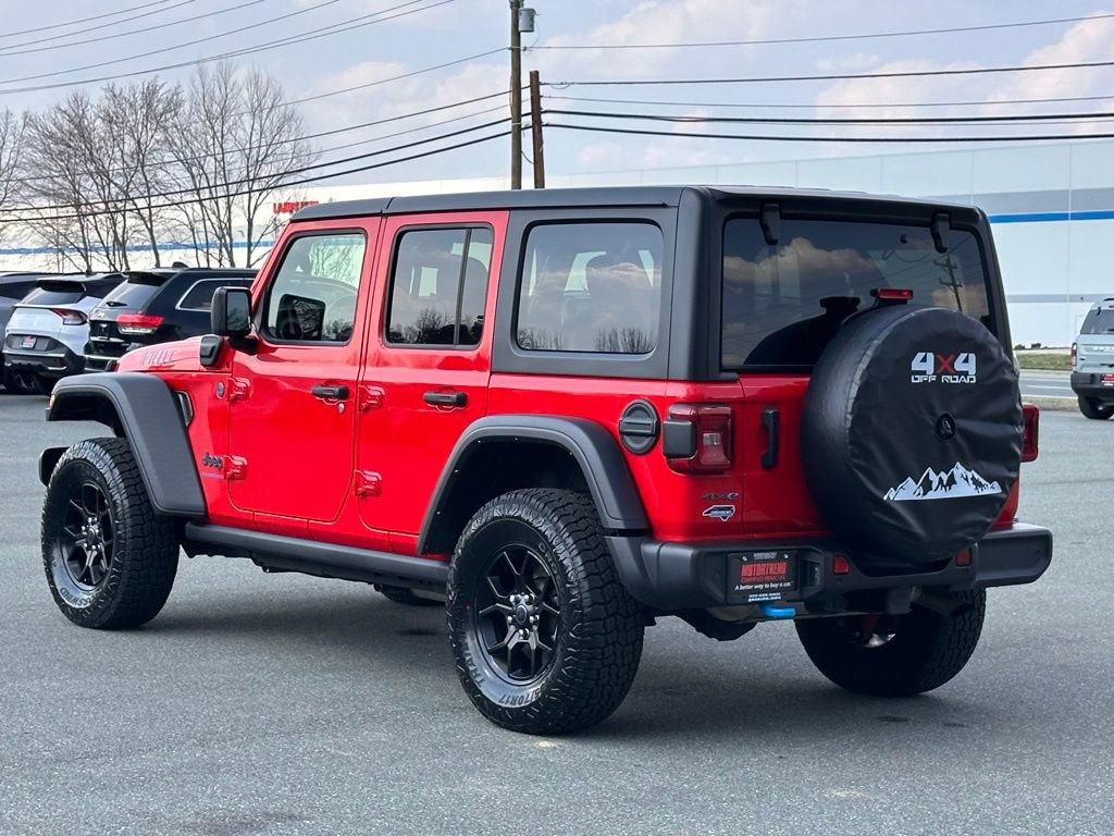 Used 2024 Jeep Wrangler Unlimited image 3