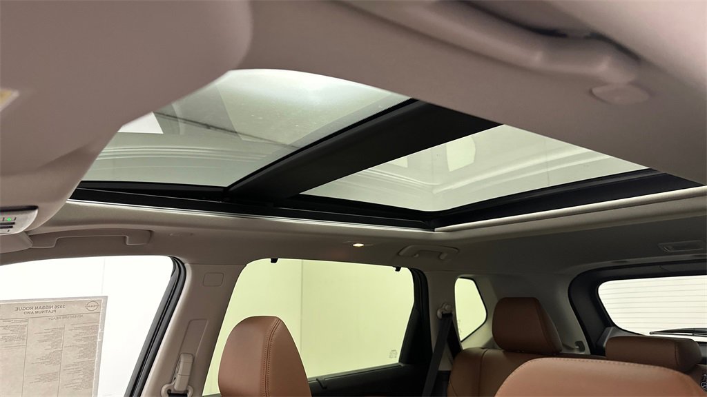 New 2026 Nissan Rogue Platinum w/ Platinum Premium Package image 18