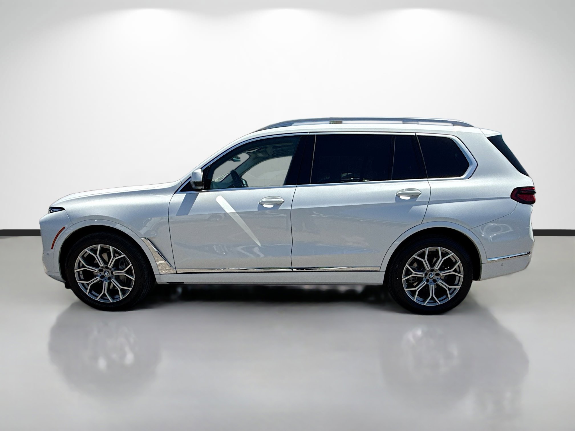 Used 2026 BMW X7 xDrive40i image 6
