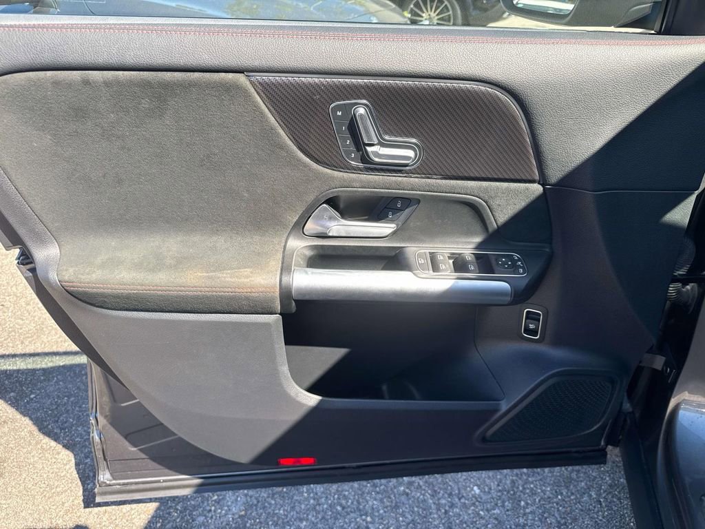 Used 2023 Mercedes-Benz GLA 250 image 19