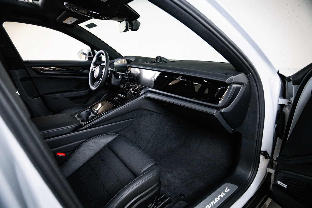 New 2026 Porsche Panamera 4 AWD/4WD image 28