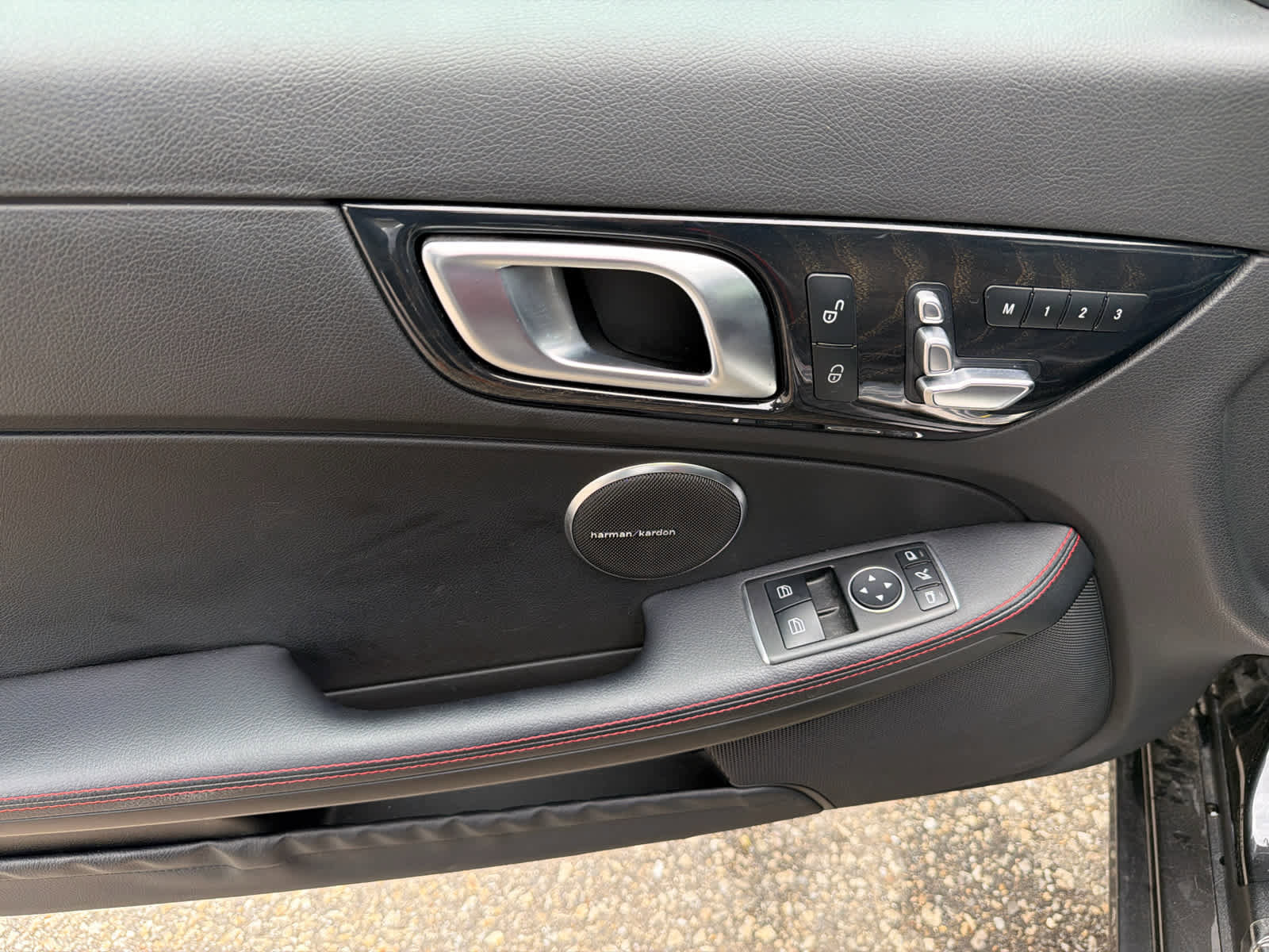 Used 2020 Mercedes-Benz SLC 300 image 11