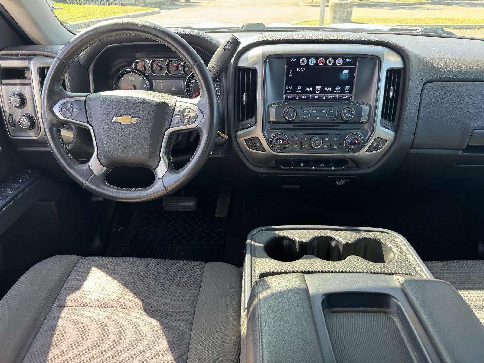 Used 2017 Chevrolet Silverado 1500 LT w/ All Star Edition AWD/4WD image 17