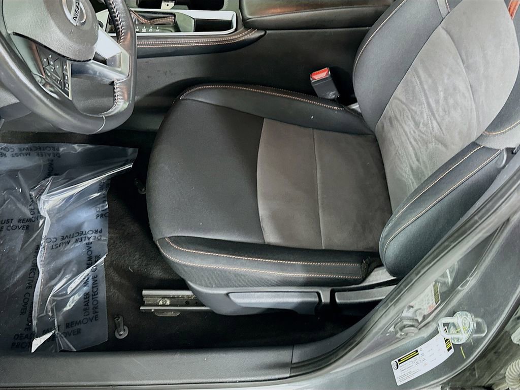 Used 2022 Nissan Sentra SR w/ Trunk Package image 27