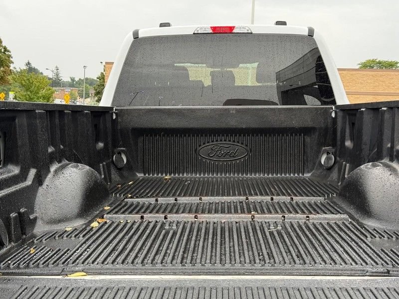 Used 2023 Ford F250 XLT AWD/4WD image 9