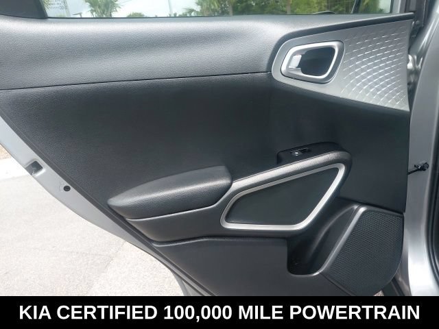 Certified 2025 Kia Soul LX w/ LX Technology Package FWD image 21