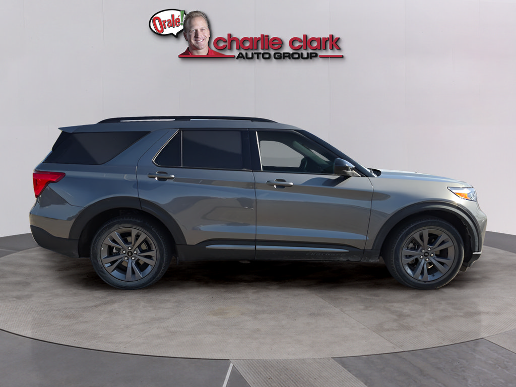Used 2023 Ford Explorer XLT w/ Equipment Group 202A RWD image 7