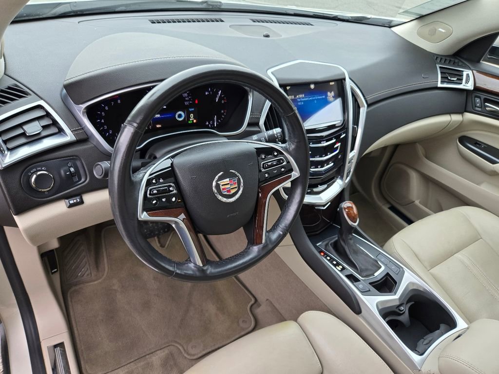 Used 2013 Cadillac SRX Luxury image 18