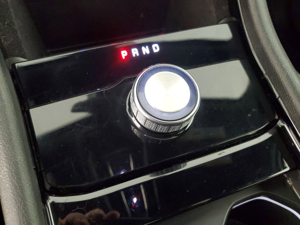 Used 2023 Jeep Grand Cherokee L Overland w/ Trailer Tow Group (B) image 17