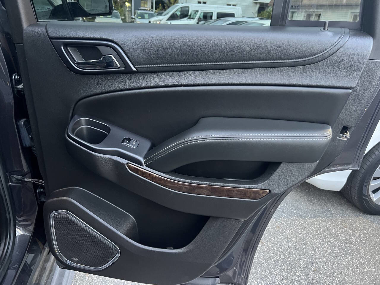 Used 2016 Chevrolet Tahoe LT image 18