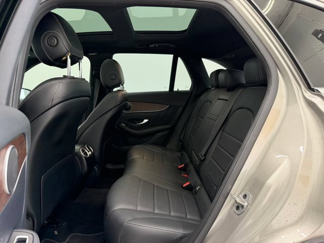 Used 2021 Mercedes-Benz GLC 300 image 20