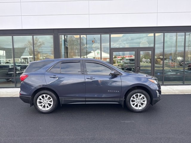 Used 2019 Chevrolet Equinox LT image 2