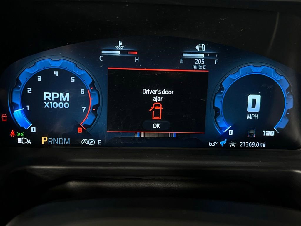 Used 2025 Ford Bronco Badlands image 16