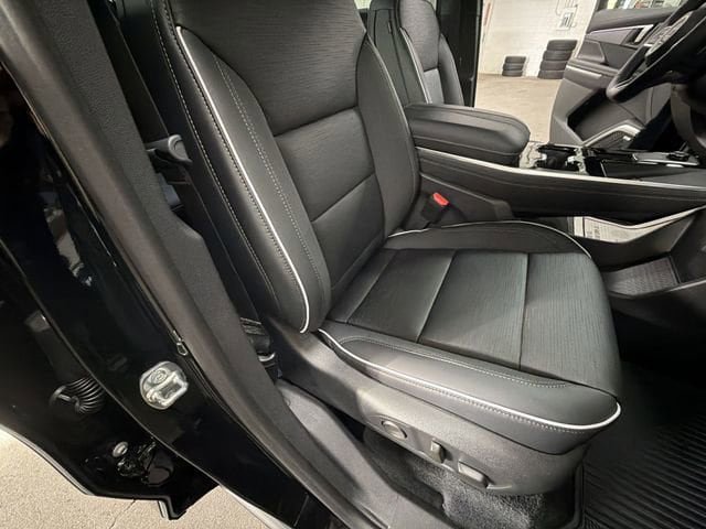 New 2026 Buick Enclave Sport Touring w/ Power Package image 57