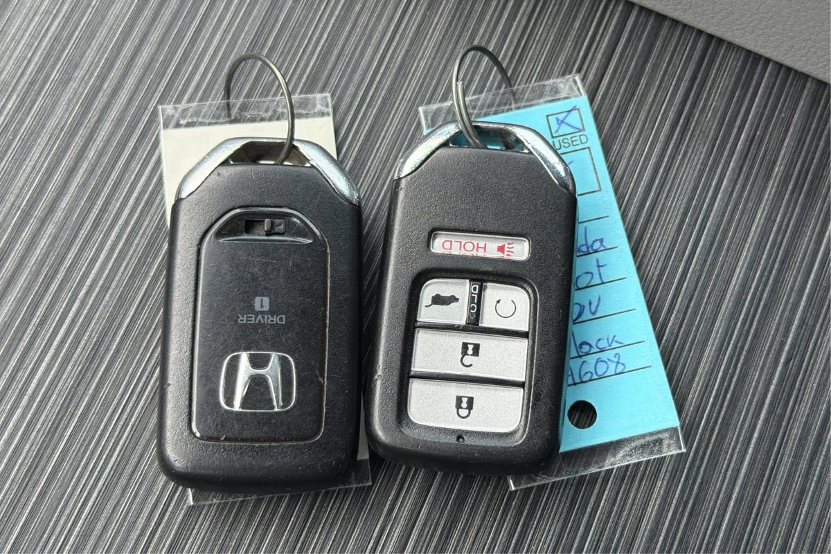 Used 2016 Honda Pilot EX-L image 36