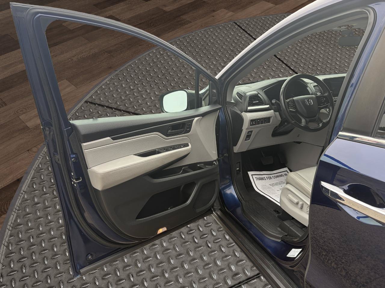 Used 2018 Honda Odyssey EX-L image 17