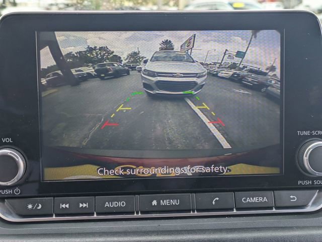 Used 2023 Nissan Rogue S FWD image 18