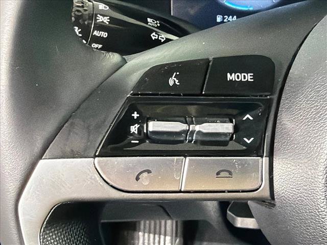 Used 2023 Hyundai Elantra Limited FWD image 26