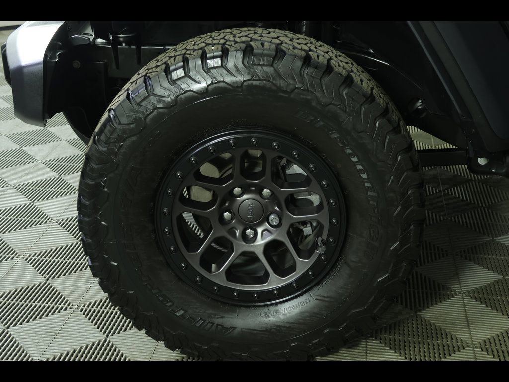 Used 2022 Jeep Wrangler Unlimited Sport AWD/4WD image 13