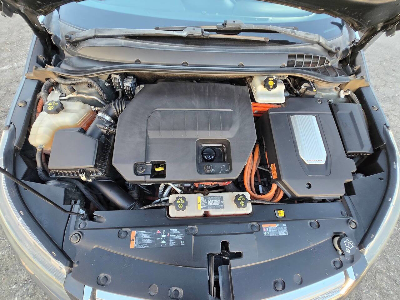 Used 2011 Chevrolet Volt Premium w/ Premium Trim Package image 40