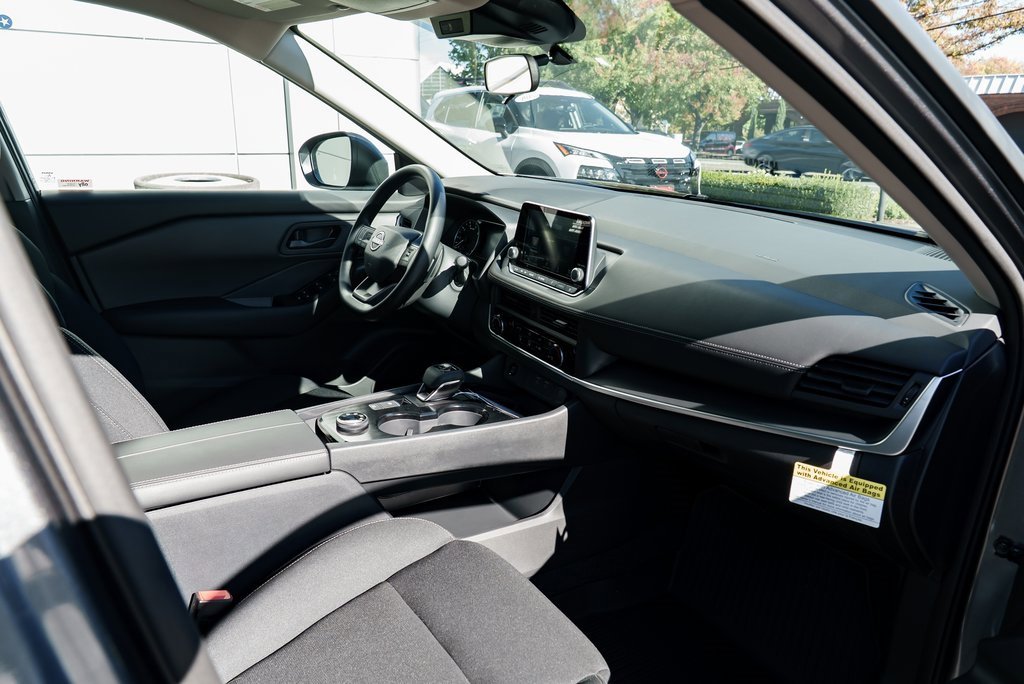 New 2026 Nissan Rogue S image 27