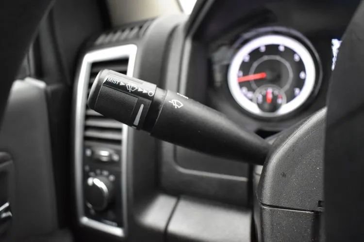 Used 2024 RAM 1500 Classic SLT AWD/4WD image 25