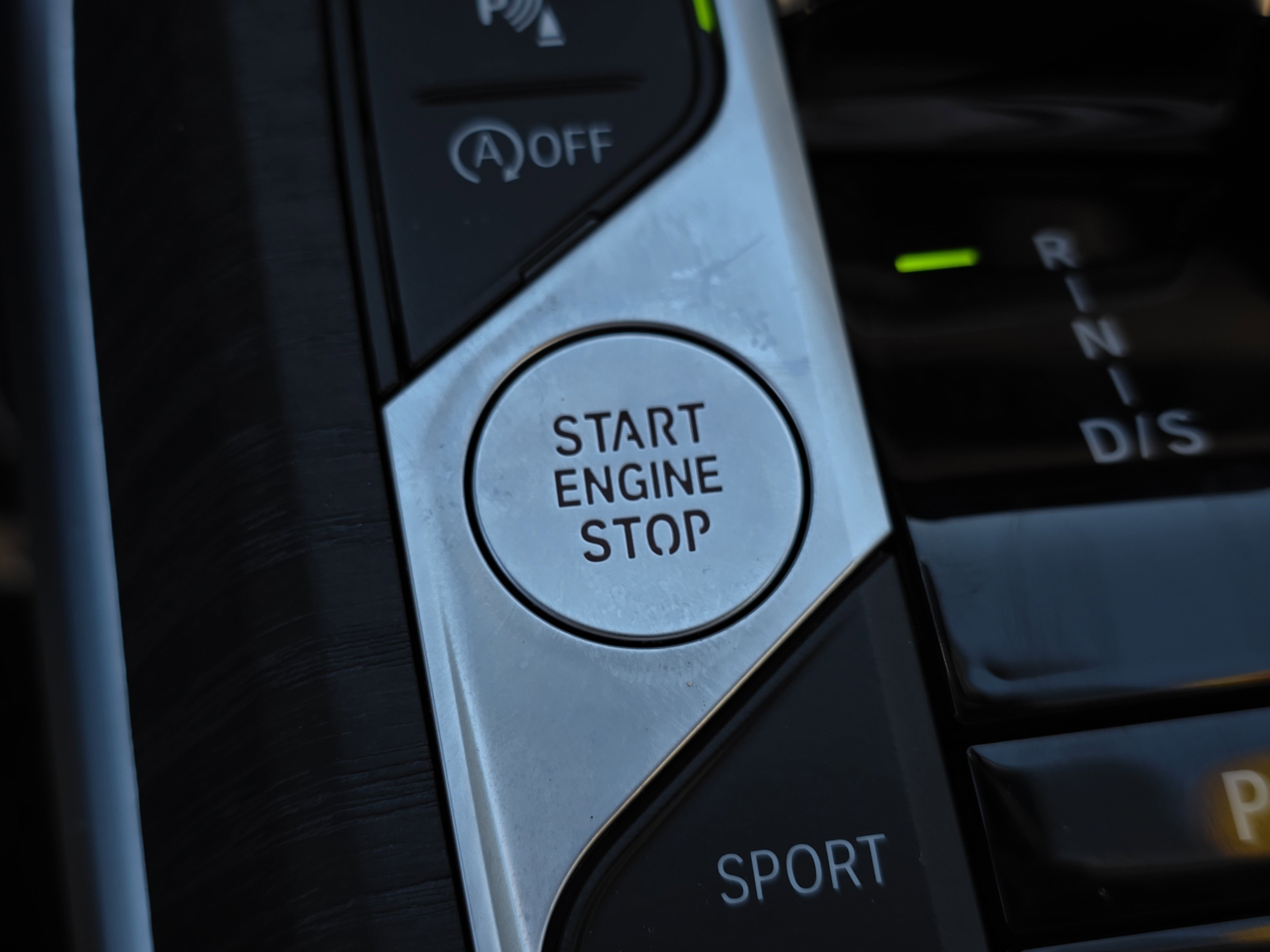 Used 2025 BMW 430i Coupe w/ Premium Package image 21