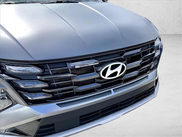Used 2025 Hyundai Tucson SE FWD image 30