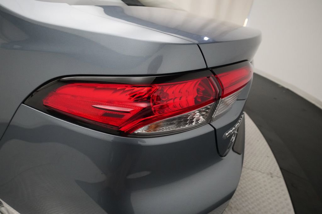 Used 2024 Toyota Corolla LE FWD image 30
