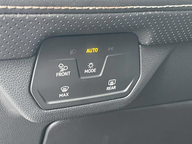 Certified 2026 Volkswagen Atlas SE FWD image 21