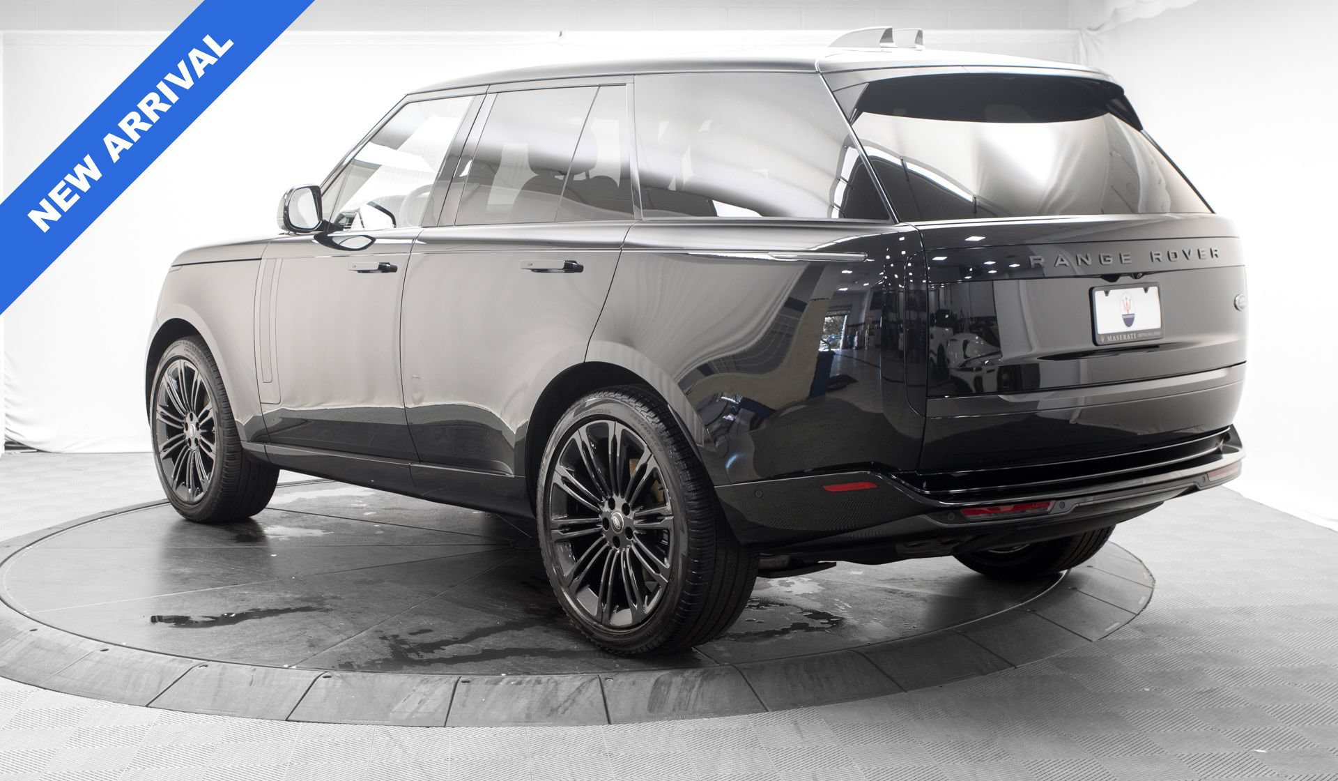 Used 2023 Land Rover Range Rover SE AWD/4WD image 5