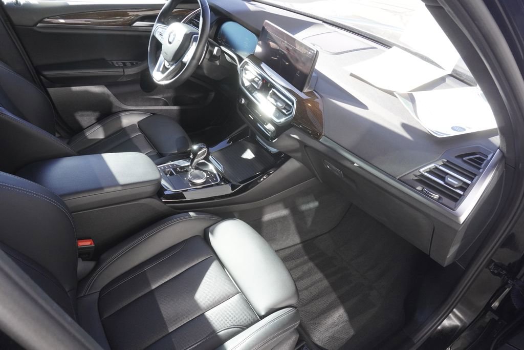 Used 2023 BMW X3 xDrive30i w/ Premium Package image 22