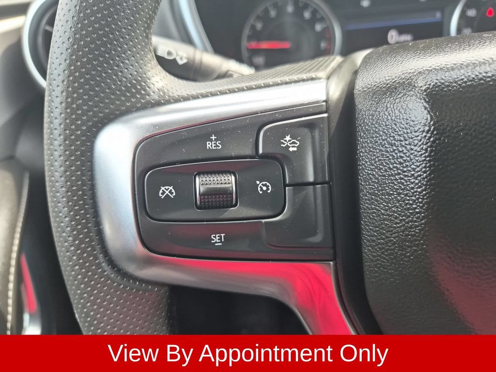 Used 2025 Chevrolet Blazer LT FWD image 21