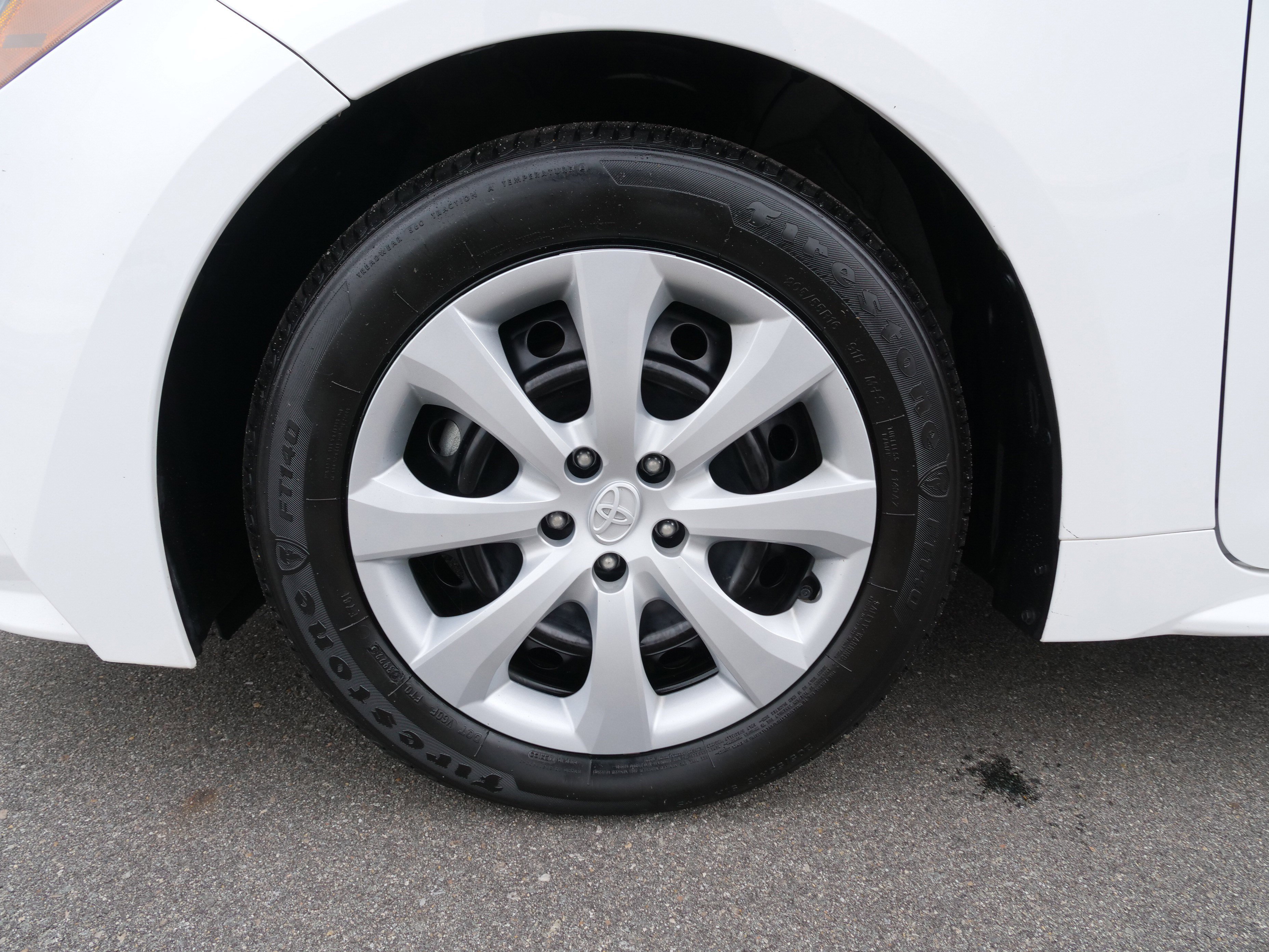 Used 2023 Toyota Corolla LE image 13