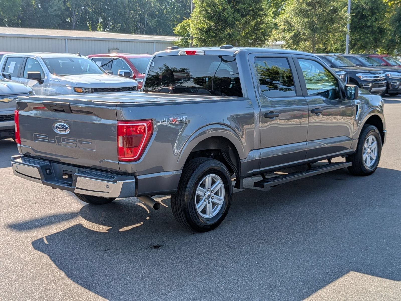 Used 2023 Ford F150 XLT AWD/4WD image 3