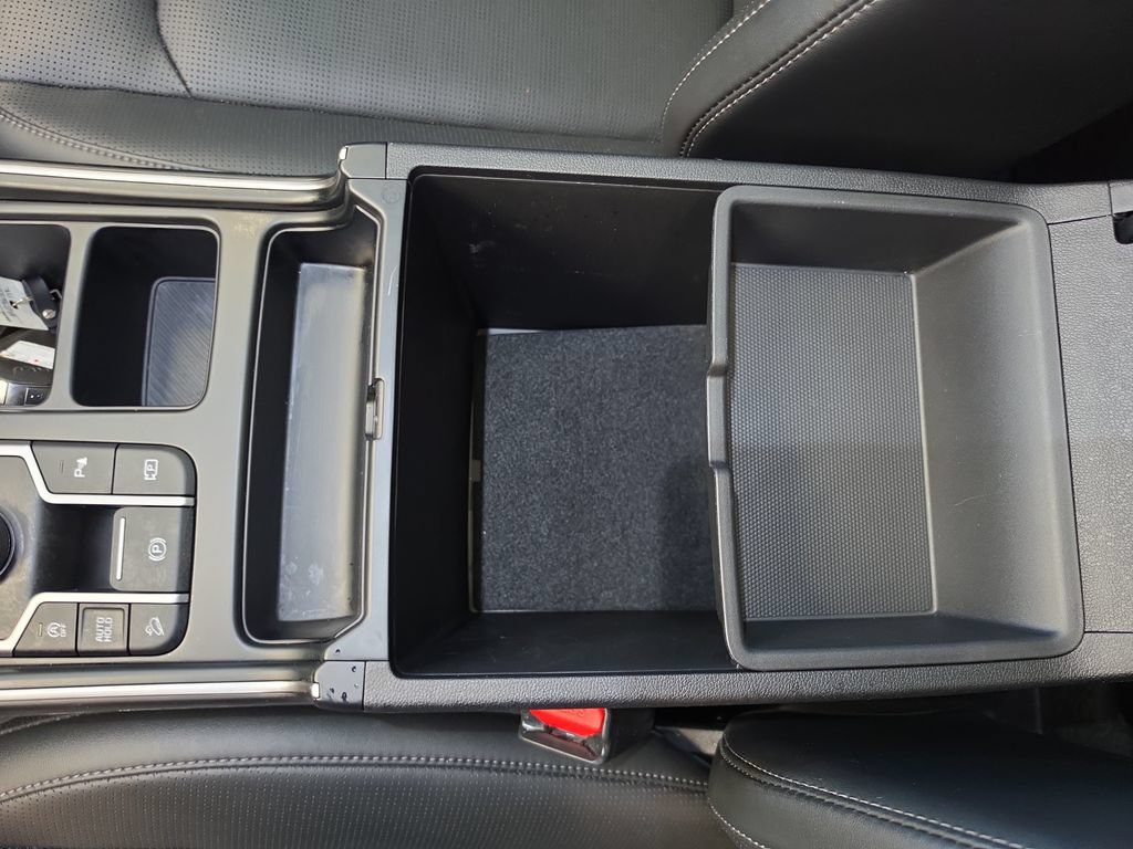 Certified 2024 Kia Sorento S w/ Panoramic Sunroof Package FWD image 37