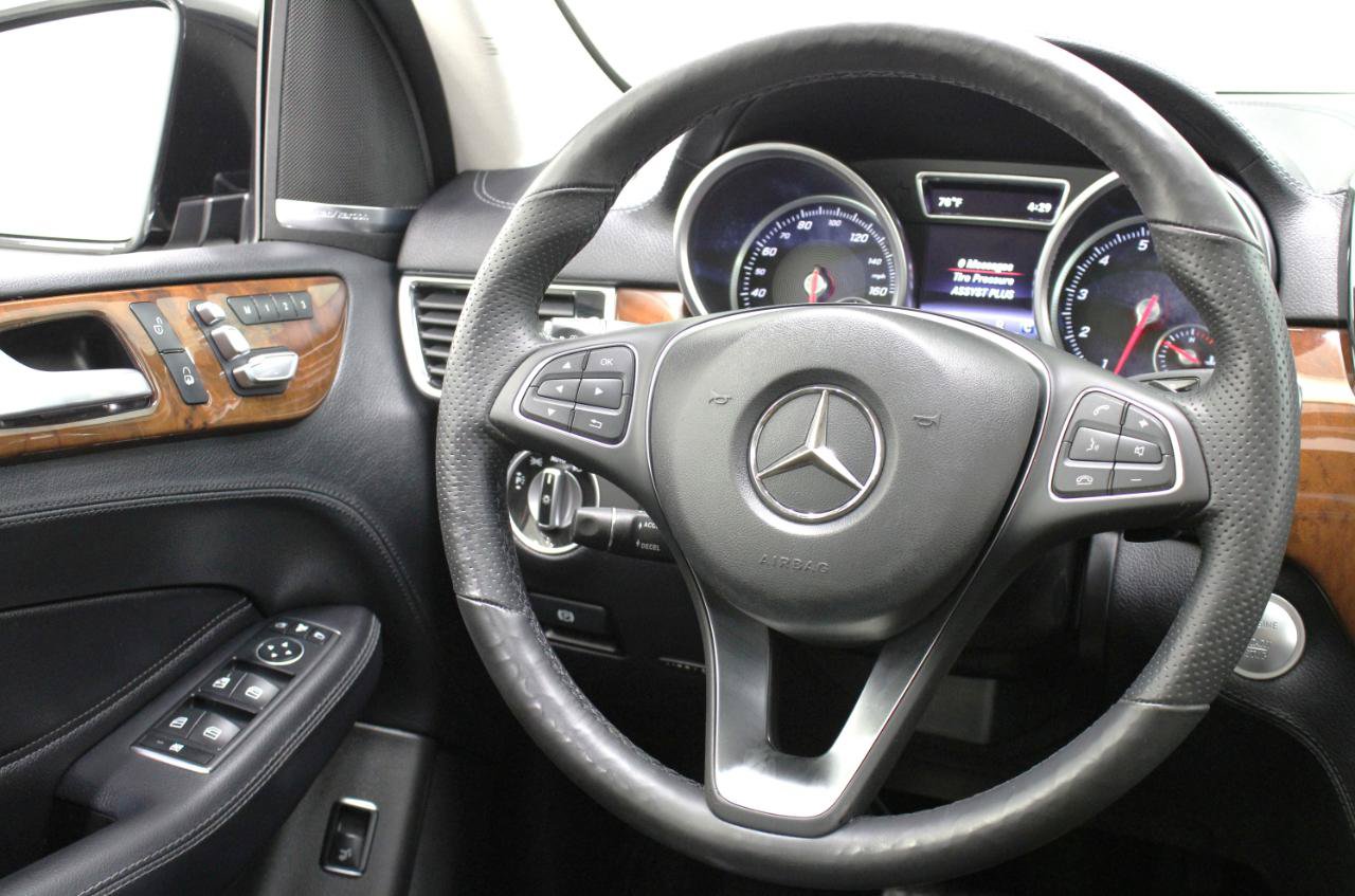 Used 2017 Mercedes-Benz GLE 400 4MATIC image 49