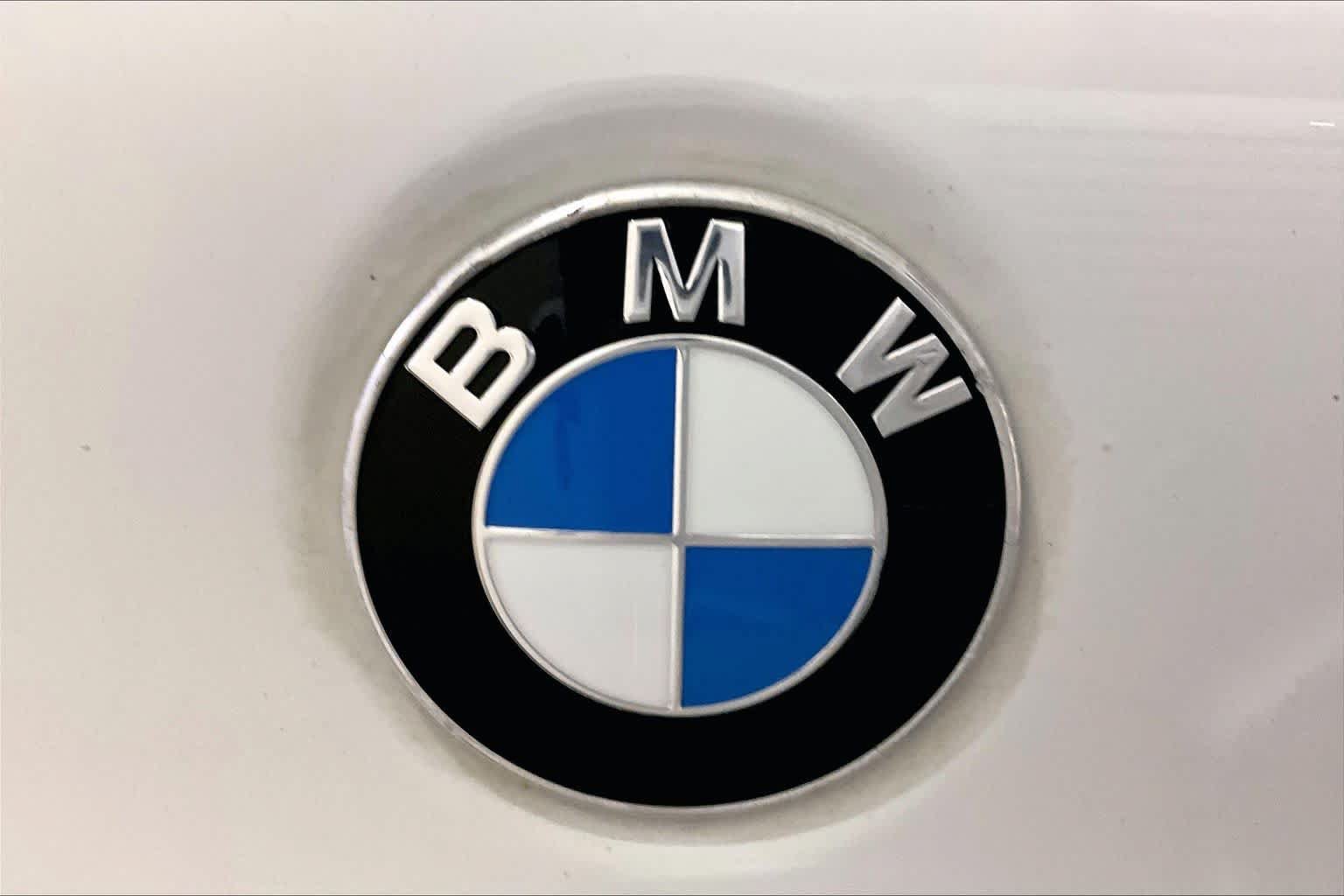 Used 2018 BMW 530i xDrive w/ Premium Package AWD/4WD image 51