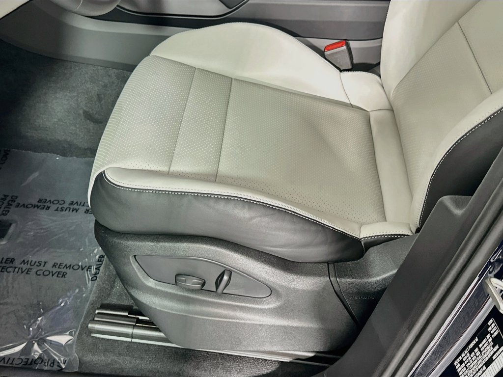 New 2026 Porsche Cayenne AWD/4WD image 22