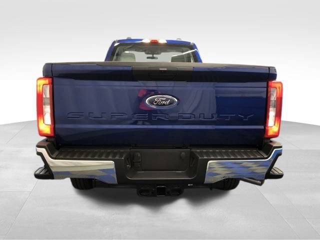 New 2026 Ford F250 XL w/ XL Chrome Package AWD/4WD image 10